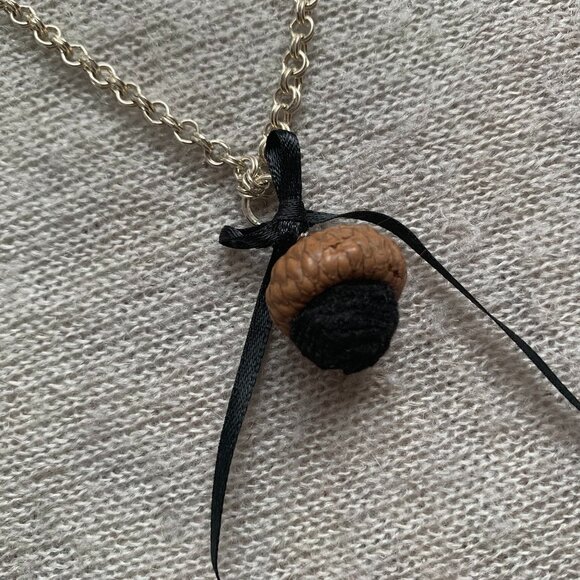 2x25$ 🐿 🍁 CREATION Long necklace - Acorn with Black pompom - silver tone chain - Picture 2 of 9